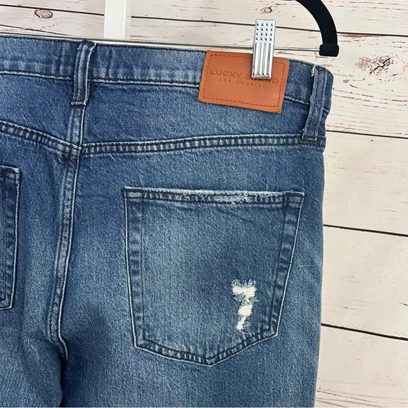 Lucky Brand Blue Boy Mid-Rise Relaxed Straight Leg Distressed Jeans Size 12/31 - Picture 7 of 13